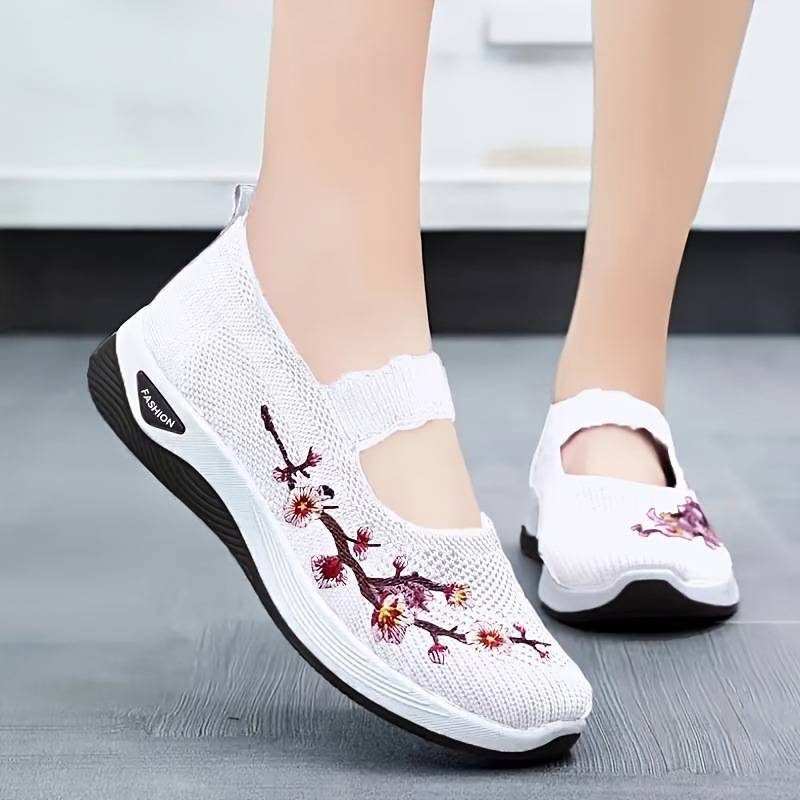 Elma | Orthopedische schoenen die uw pijn verlichten en uw stappen ondersteunen